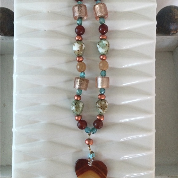 Heart Necklace Murano like beading - Picture 2 of 4